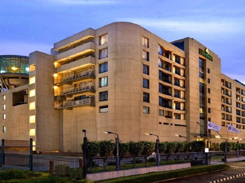 Savoy Suites Manesar Gurgaon Bagian luar foto
