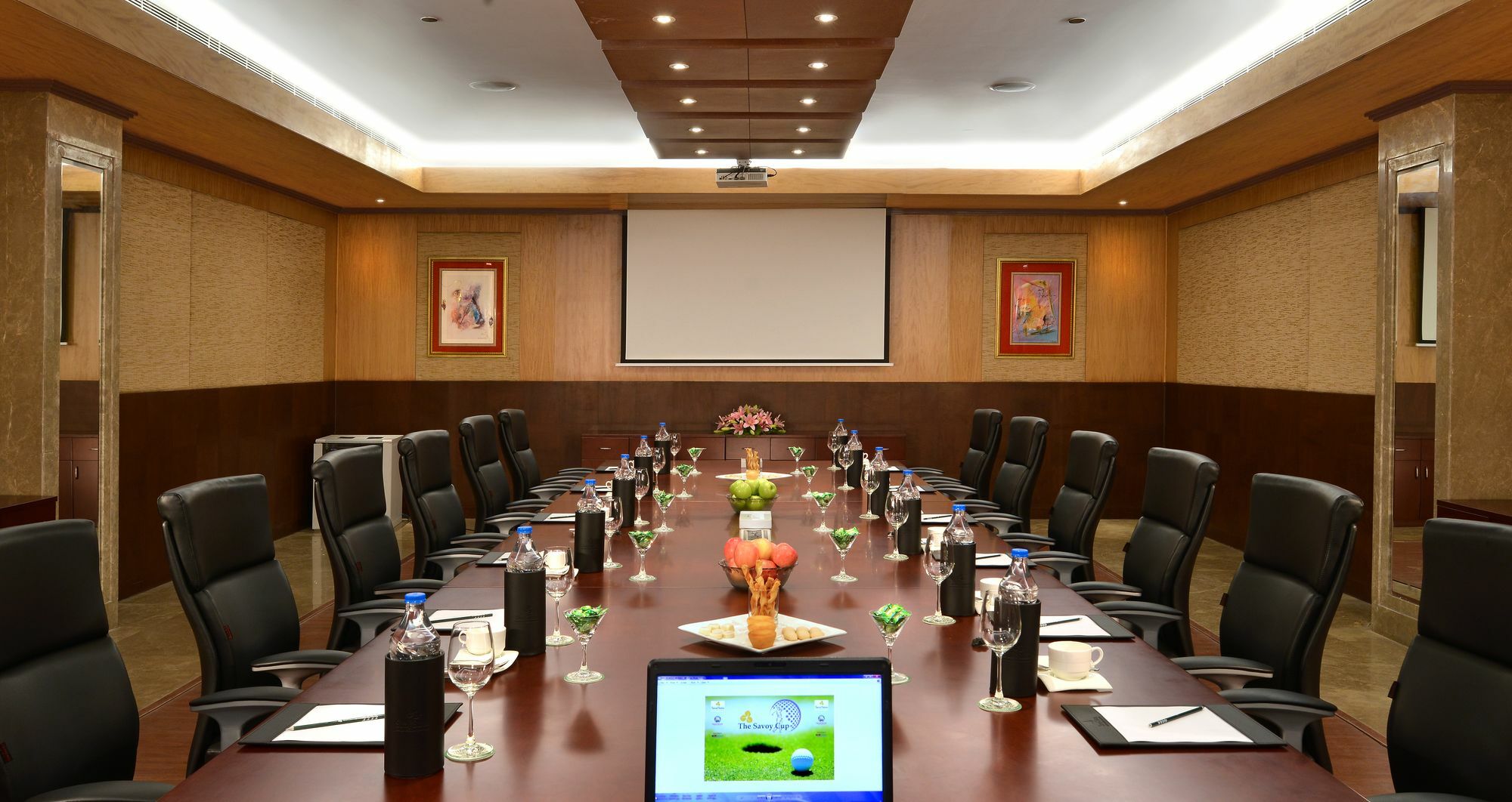 Savoy Suites Manesar Gurgaon Bagian luar foto