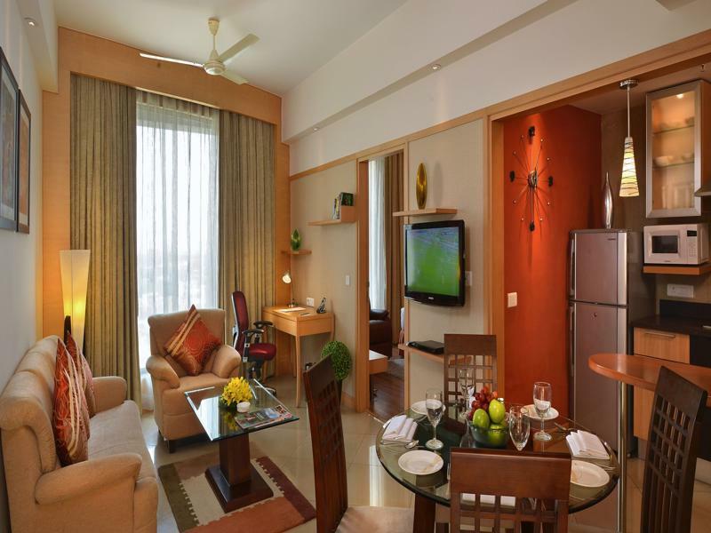 Savoy Suites Manesar Gurgaon Bagian luar foto