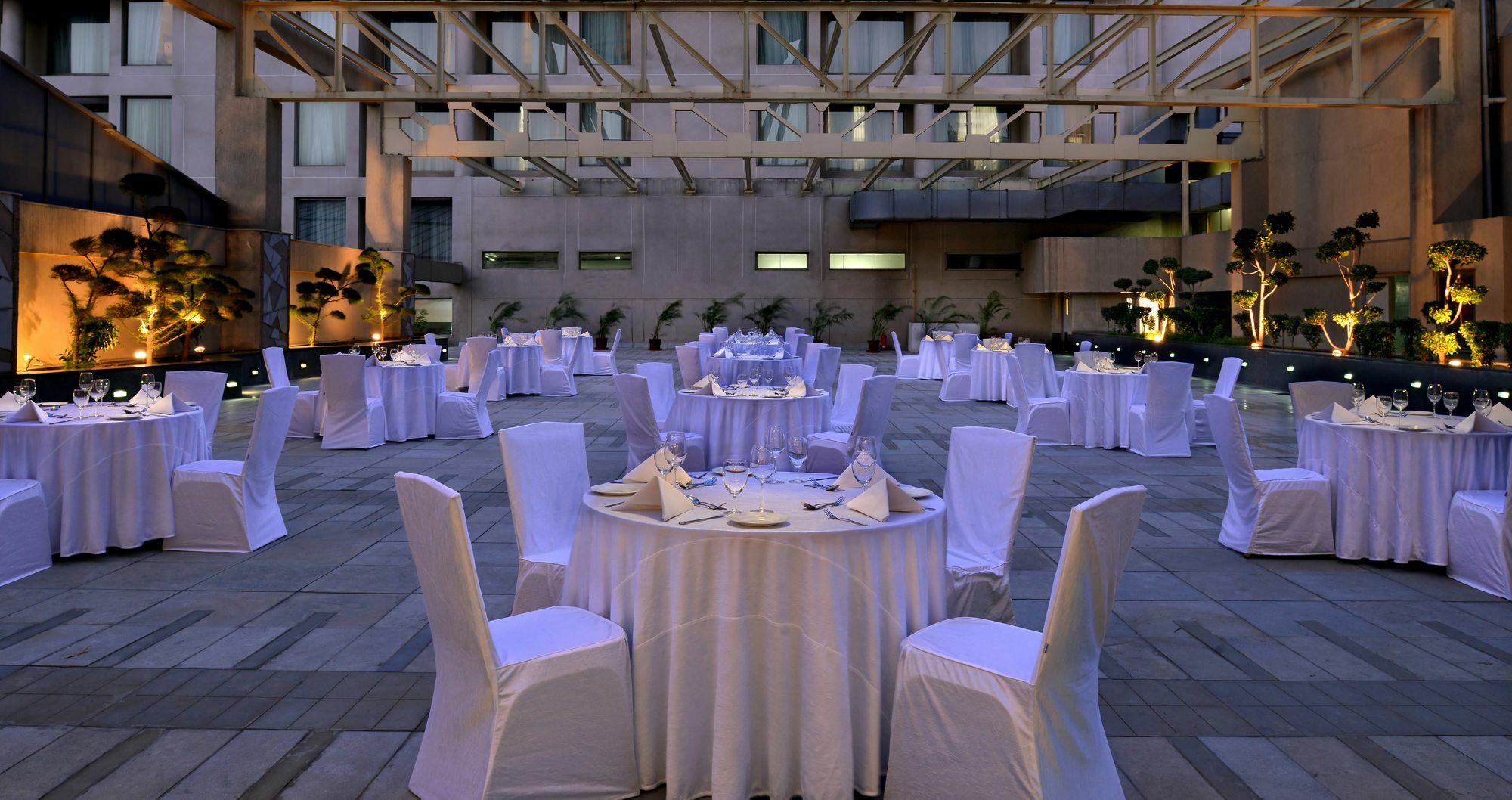 Savoy Suites Manesar Gurgaon Bagian luar foto